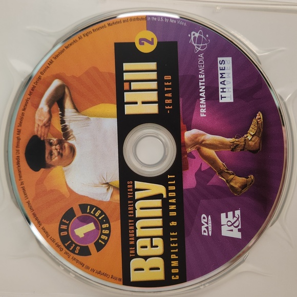 BENNY HILL The Naughty Early Years Complete and Unadulterated 3 DVD set - Picture 8 of 17